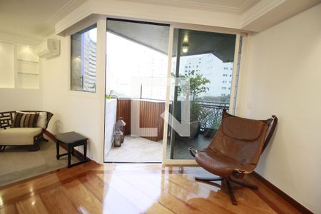 Sala de apartamento para alugar com 4 quartos, 210m² em Planalto Paulista, São Paulo