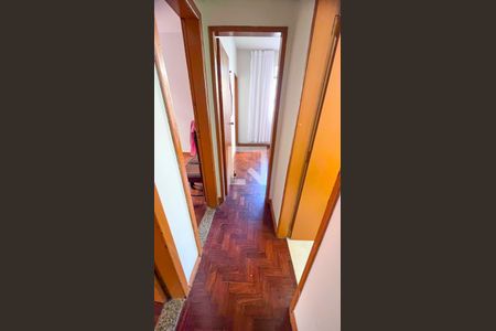 Corredor de apartamento para alugar com 3 quartos, 143m² em Cidade Nova, Belo Horizonte