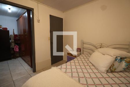 Quarto de casa à venda com 4 quartos, 80m² em Guajuviras, Canoas