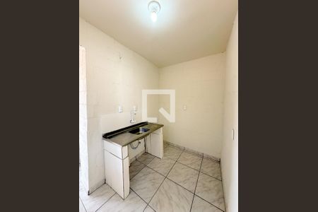 Sala/Cozinha de apartamento para alugar com 1 quarto, 42m² em São João do Rio Vermelho, Florianópolis