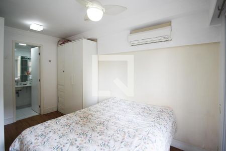 suíte  de apartamento à venda com 1 quarto, 40m² em Indianópolis, São Paulo