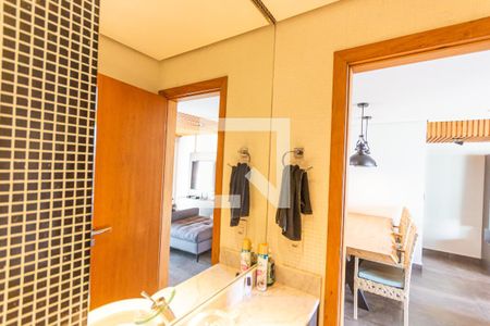 Apartamento para alugar com 200m², 3 quartos e 6 vagas Apartamento para alugar com 200m², 3 quartos e 6 vagasEspelho