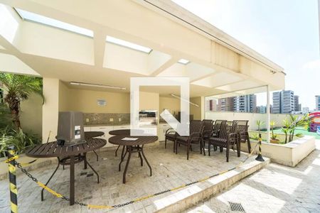 Apartamento para alugar com 200m², 3 quartos e 6 vagas Apartamento para alugar com 200m², 3 quartos e 6 vagasÁrea comum - Churrasqueira