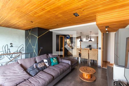 Apartamento para alugar com 200m², 3 quartos e 6 vagas Apartamento para alugar com 200m², 3 quartos e 6 vagasSala de TV