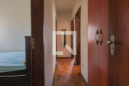 Corredor de apartamento para alugar com 3 quartos, 108m² em Serra, Belo Horizonte