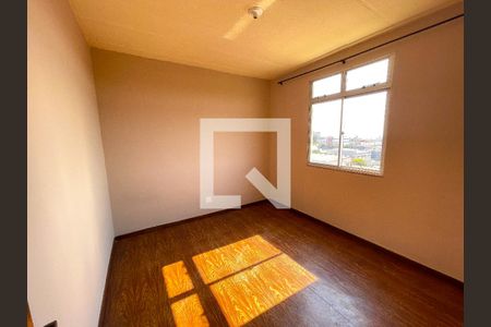 Quarto 2 de apartamento para alugar com 2 quartos, 53m² em Novo Eldorado, Contagem