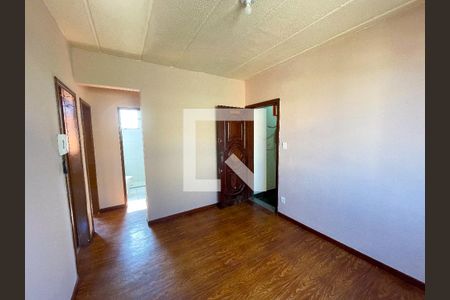 Sala de apartamento para alugar com 2 quartos, 53m² em Novo Eldorado, Contagem