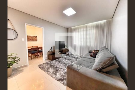 Apartamento à venda com 110m², 3 quartos e 2 vagasSala