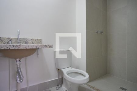 Banheiro da Suíte de apartamento para alugar com 2 quartos, 55m² em Cristo Redentor, Porto Alegre