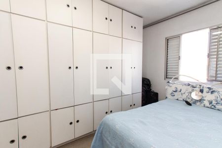 Quarto 1   de casa à venda com 3 quartos, 120m² em Vila Nivi, São Paulo