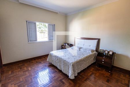 Quarto 1 / suite de casa à venda com 4 quartos, 277m² em Santa Amelia, Belo Horizonte