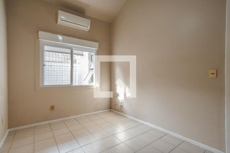 Quarto 2 de casa de condomínio à venda com 2 quartos, 51m² em Petrópolis, Porto Alegre