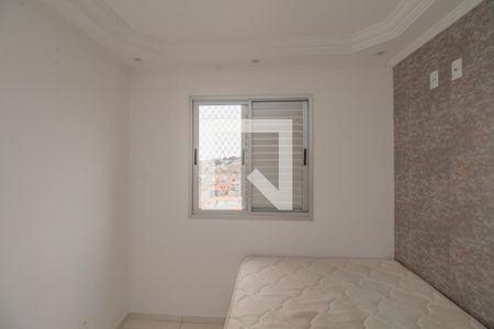 Quarto 2 de apartamento para alugar com 2 quartos, 51m² em Vila Antonieta, São Paulo