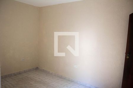 Quarto de casa para alugar com 2 quartos, 30m² em Vila Silviânia, Carapicuíba