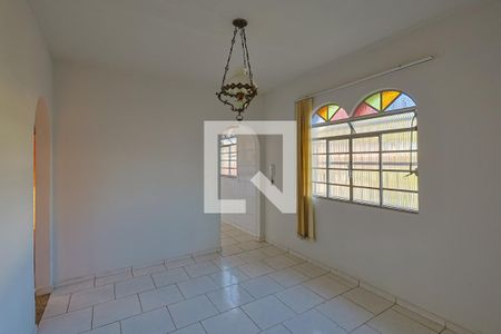 Casa para alugar com 3 quartos, 150m² em Santa Efigênia, Belo Horizonte