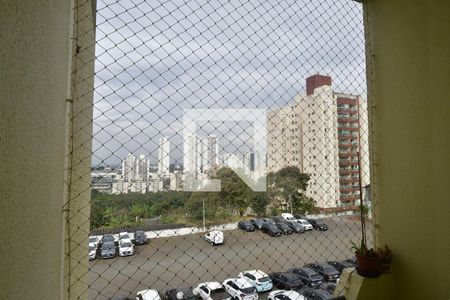 Sala - Vista de apartamento à venda com 3 quartos, 70m² em Fazenda Santa Cândida, Campinas