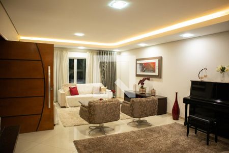 Casa de condomínio para alugar com 347m², 6 quartos e 4 vagasSala