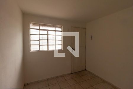 Sala de casa para alugar com 2 quartos, 55m² em Vila Uniao (zona Leste), São Paulo