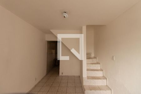 Sala de casa para alugar com 2 quartos, 55m² em Vila Uniao (zona Leste), São Paulo