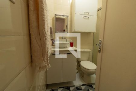 Banheiro de apartamento à venda com 1 quarto, 33m² em Maracanã, Rio de Janeiro