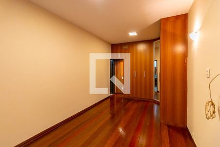 Suíte de casa para alugar com 3 quartos, 281m² em Nova Suíça, Belo Horizonte