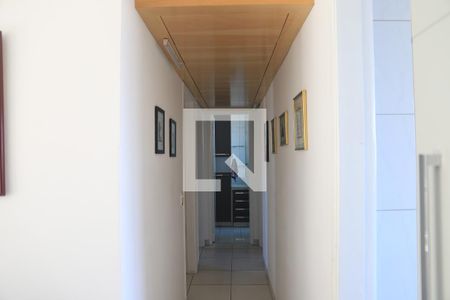 Corredor de apartamento à venda com 2 quartos, 82m² em Chácara Inglesa, São Paulo