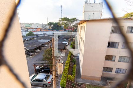Vista da Sala de apartamento para alugar com 2 quartos, 54m² em Jardim Lucinda, São Paulo