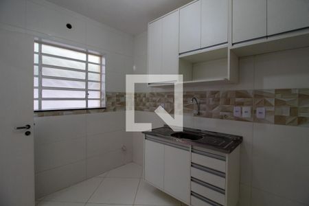 Cozinha de casa para alugar com 1 quarto, 34m² em Butantã, São Paulo