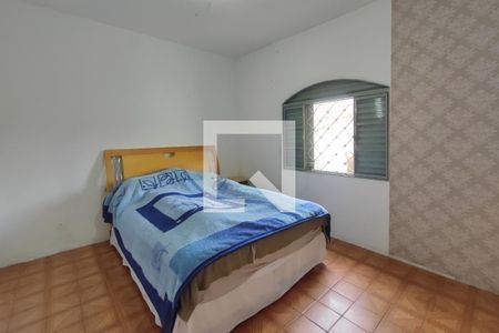 Quarto 1 de casa para alugar com 2 quartos, 120m² em Parque Santa Bárbara, Campinas