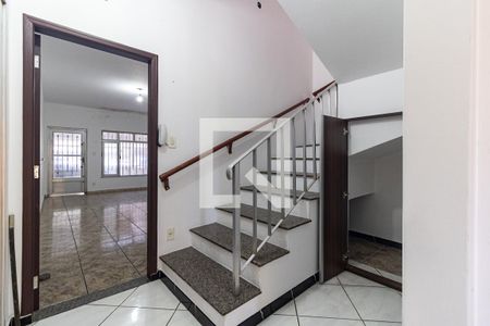 Escada de casa à venda com 4 quartos, 411m² em Sacomã, São Paulo