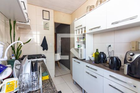 Cozinha  de apartamento à venda com 2 quartos, 49m² em Vila Yolanda, Osasco