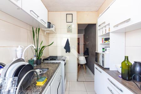 Cozinha  de apartamento à venda com 2 quartos, 49m² em Vila Yolanda, Osasco