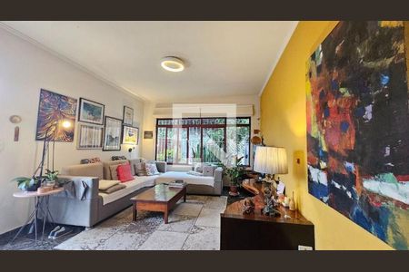Casa à venda com 3 quartos, 138m² em Jardim Esmeralda, São Paulo