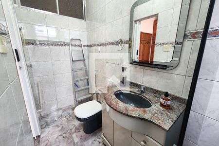 Banheiro de apartamento à venda com 1 quarto, 32m² em Flamengo, Rio de Janeiro