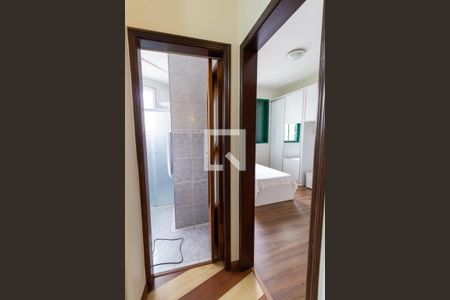 Banheiro de apartamento para alugar com 1 quarto, 65m² em Barra Funda, São Paulo