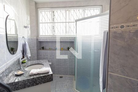 Banheiro de apartamento para alugar com 1 quarto, 65m² em Barra Funda, São Paulo