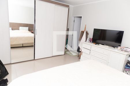 Casa à venda com 117m², 4 quartos e 2 vagas Casa à venda com 117m², 4 quartos e 2 vagasSuite