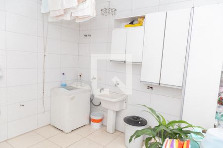 Casa à venda com 117m², 4 quartos e 2 vagas Casa à venda com 117m², 4 quartos e 2 vagasÁrea de Serviço