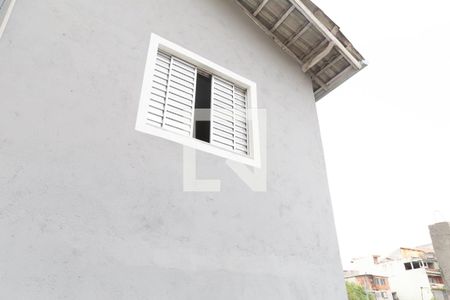 Casa à venda com 117m², 4 quartos e 2 vagas Casa à venda com 117m², 4 quartos e 2 vagasFachada