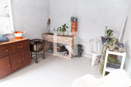 Casa à venda com 117m², 4 quartos e 2 vagas Casa à venda com 117m², 4 quartos e 2 vagasQuintal