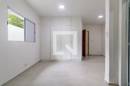 Suíte de casa para alugar com 3 quartos, 192m² em Vila Cordeiro, São Paulo