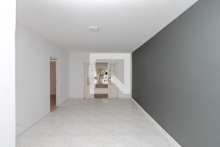 Sala de casa à venda com 3 quartos, 192m² em Vila Cordeiro, São Paulo