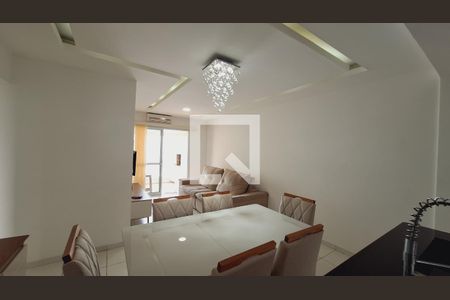 Sala de apartamento para alugar com 2 quartos, 67m² em Mirim, Praia Grande
