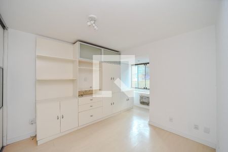 Suíte de apartamento à venda com 3 quartos, 110m² em Bela Vista, Porto Alegre