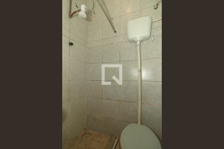 Banheiro de casa para alugar com 1 quarto, 35m² em São Geraldo, Porto Alegre
