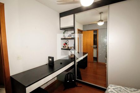 quarto 1 de apartamento à venda com 3 quartos, 80m² em Grajaú, Belo Horizonte