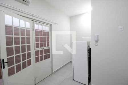 Quarto de kitnet/studio para alugar com 1 quarto, 20m² em Martins, Uberlândia