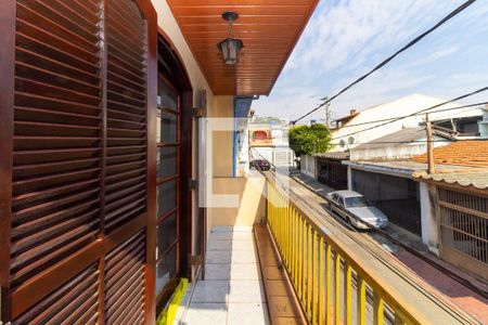 Sacada de casa para alugar com 3 quartos, 200m² em Conjunto Habitacional Marechal Mascarenhas de Morais, São Paulo