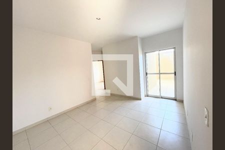 Sala de apartamento à venda com 2 quartos, 69m² em Morro do Confisco, Contagem