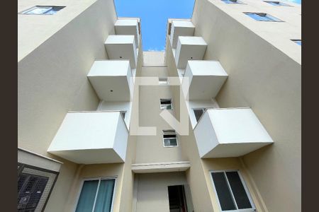 Fachada do bloco de apartamento à venda com 2 quartos, 69m² em Morro do Confisco, Contagem